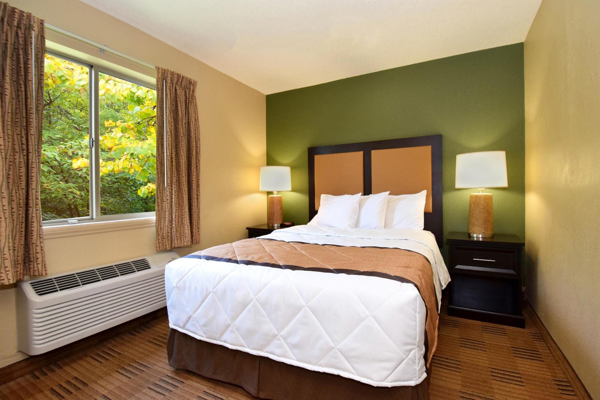 Extended Stay America Suites - Omaha - West Bagian luar foto