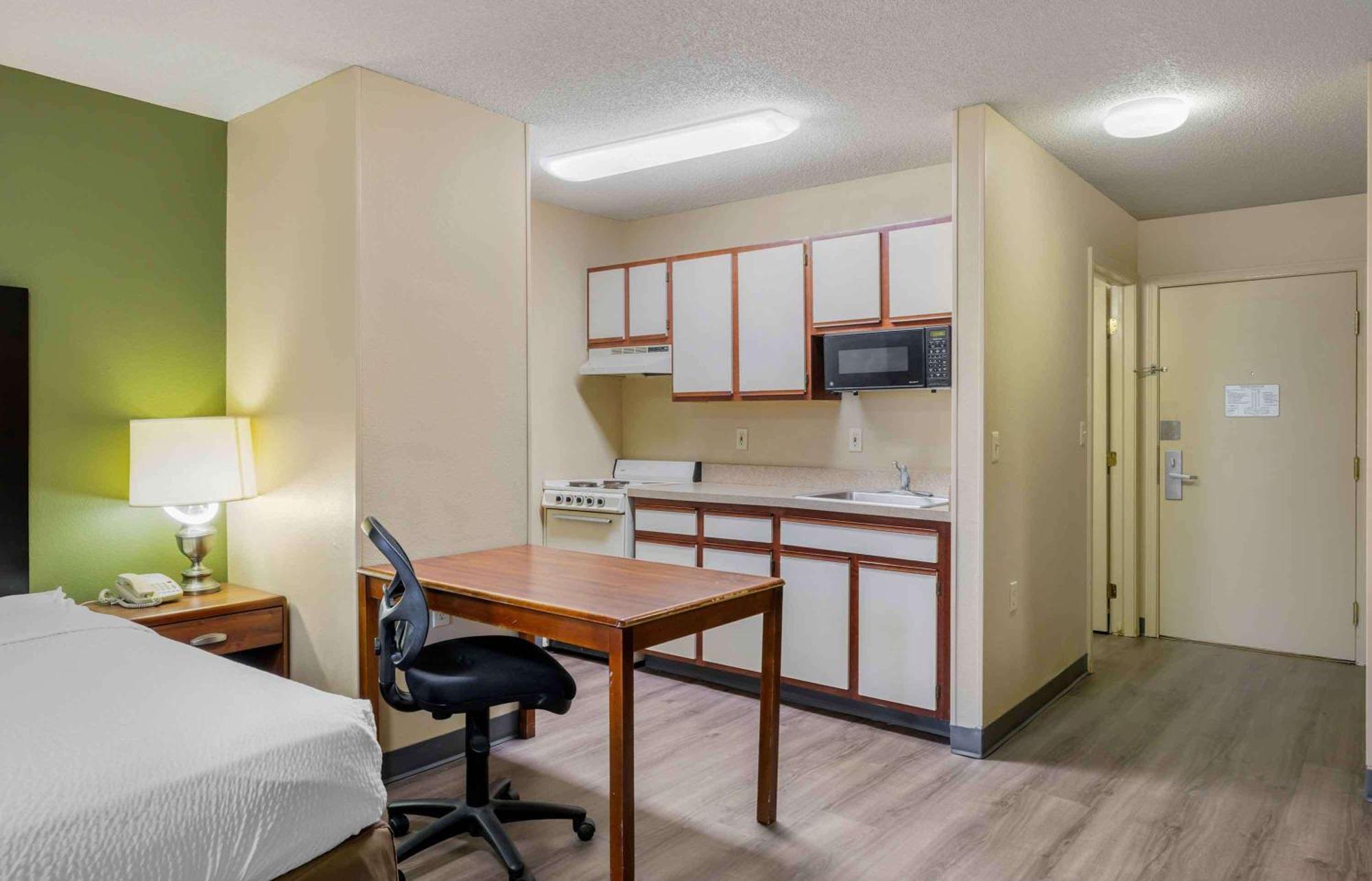Extended Stay America Suites - Omaha - West Bagian luar foto